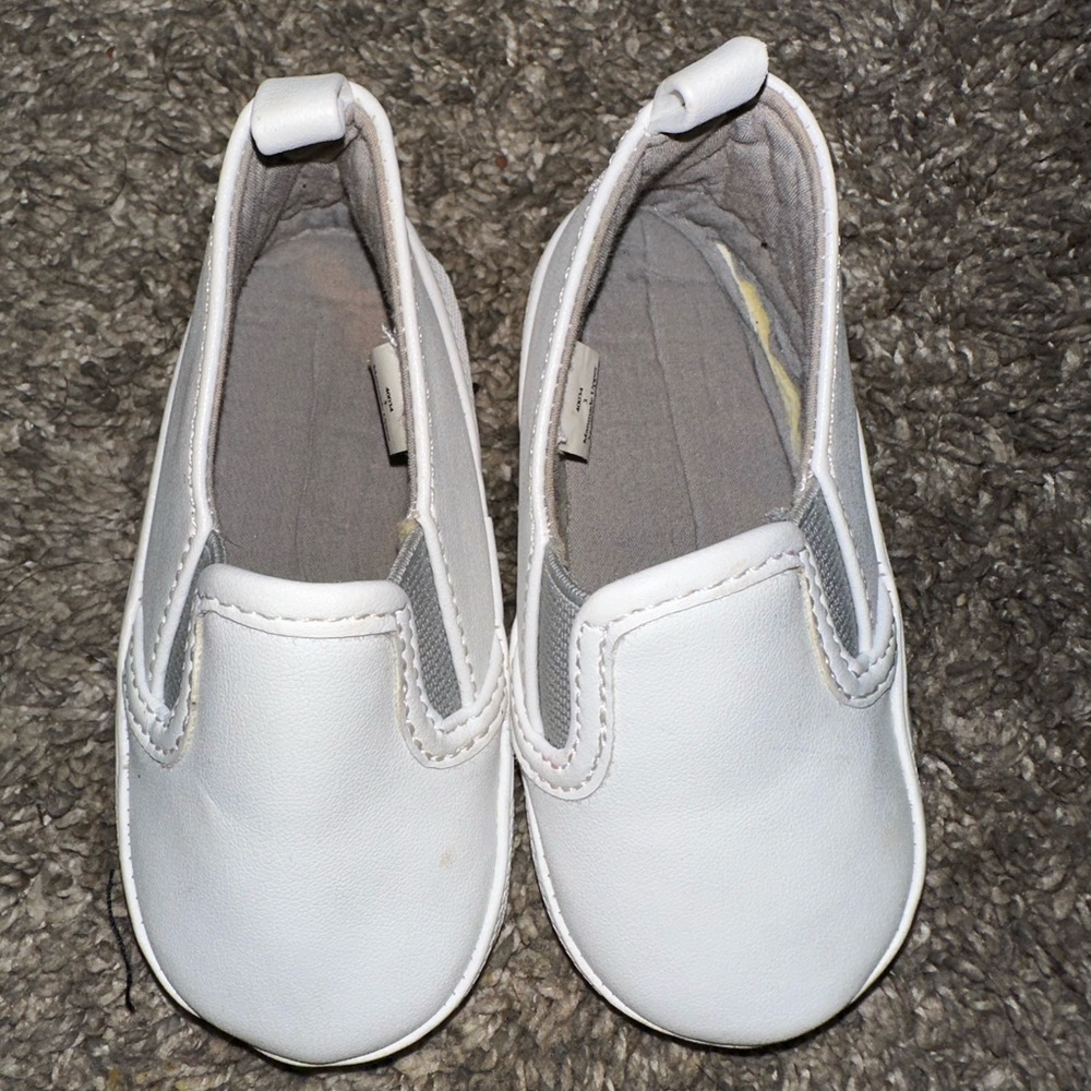Baby shoes size 3